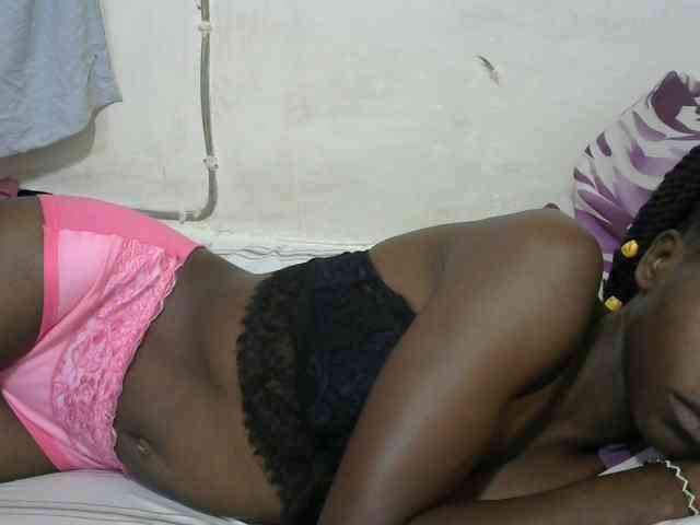 PrettyOne1 webcam