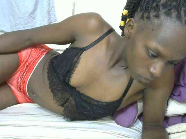 PrettyOne1 webcam