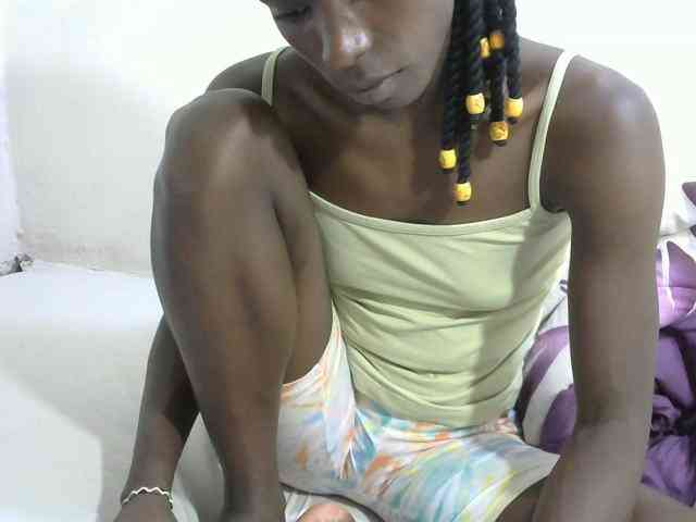 PrettyOne1 webcam
