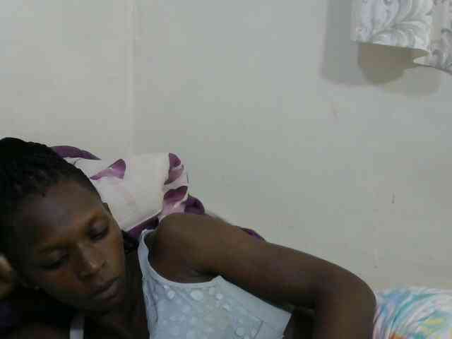 PrettyOne1 webcam