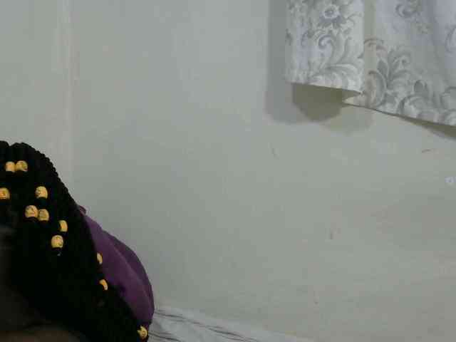 PrettyOne1 webcam