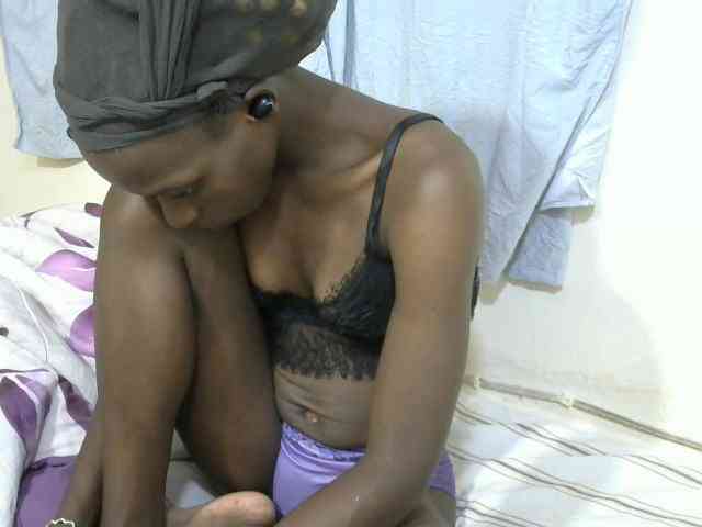 PrettyOne1 webcam