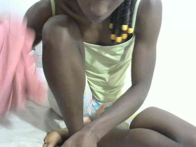 PrettyOne1 webcam