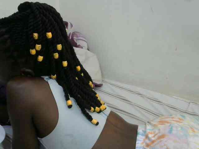 PrettyOne1 webcam