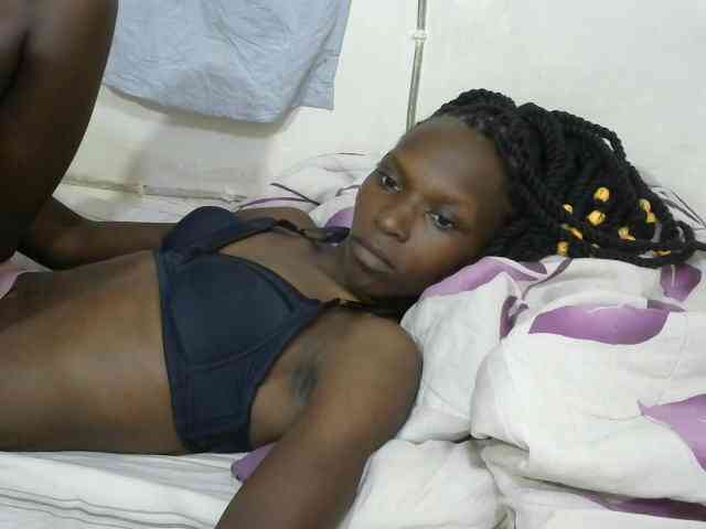 PrettyOne1 webcam