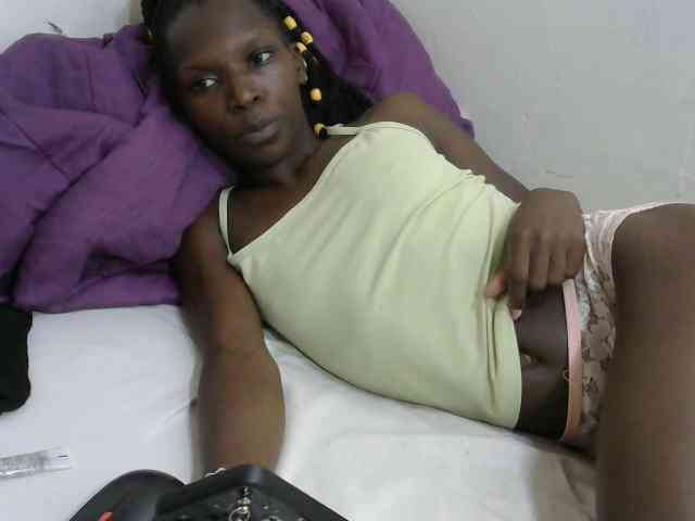 PrettyOne1 webcam