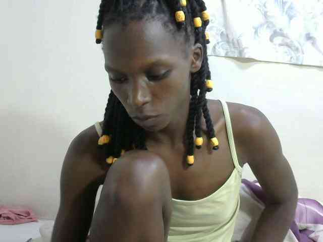 PrettyOne1 webcam