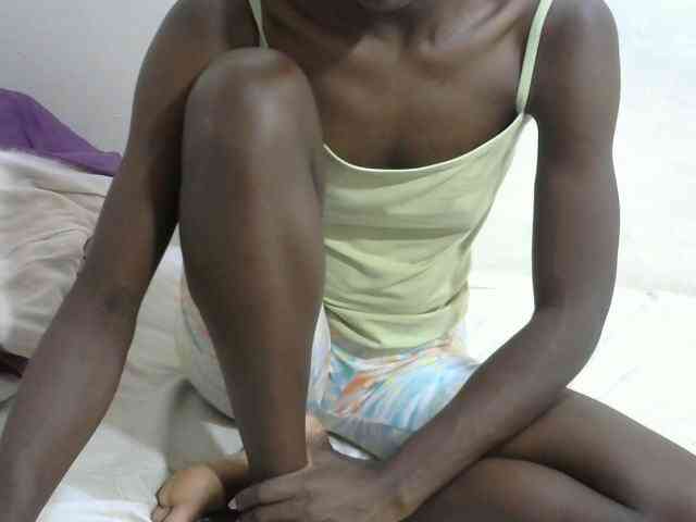PrettyOne1 webcam