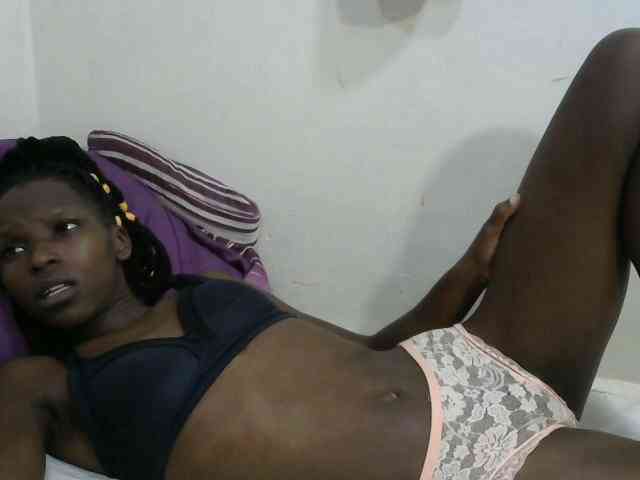 PrettyOne1 webcam