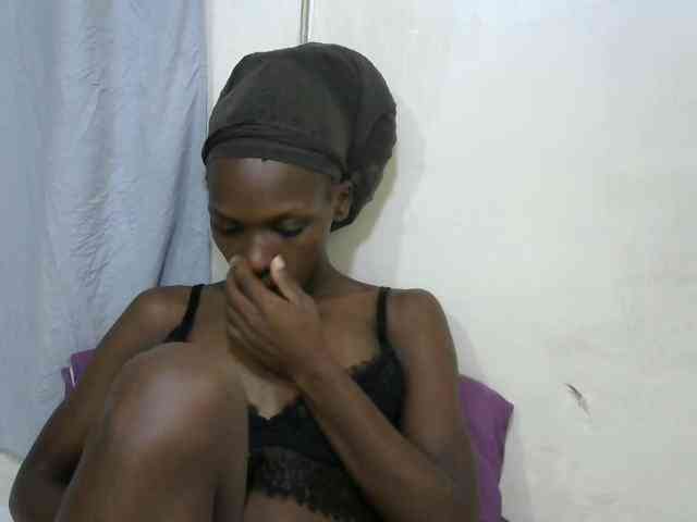 PrettyOne1 webcam