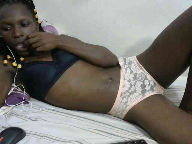 PrettyOne1 webcam
