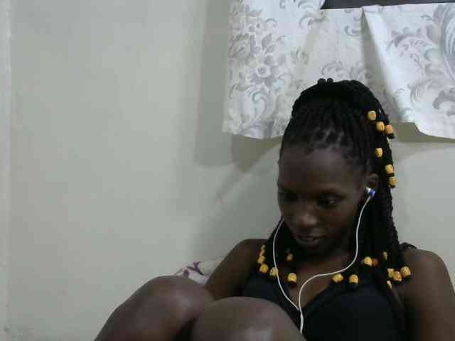 PrettyOne1 webcam
