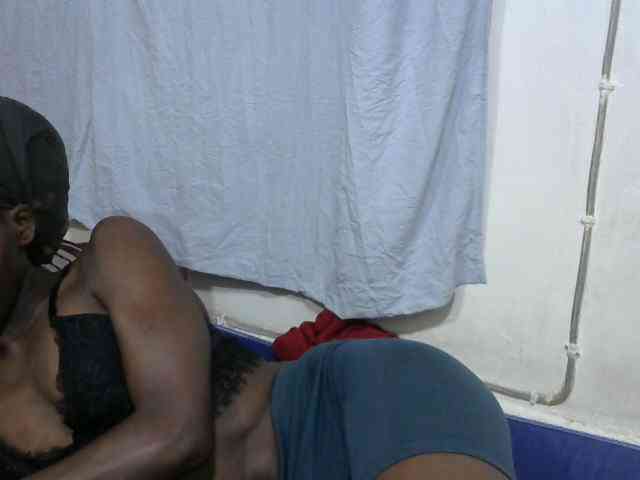 PrettyOne1 webcam