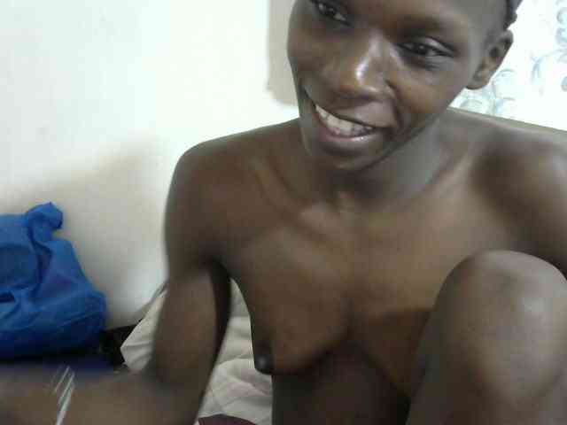 PrettyOne1 webcam