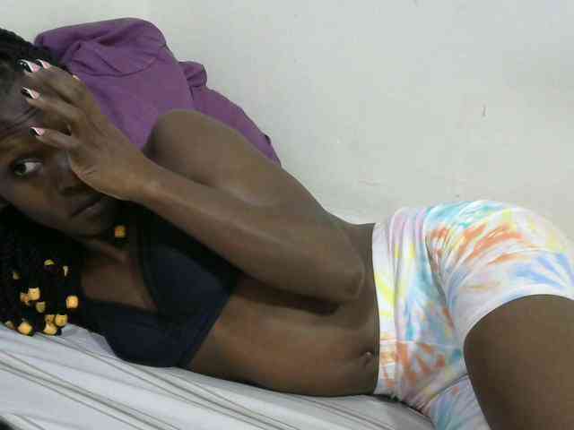 PrettyOne1 webcam