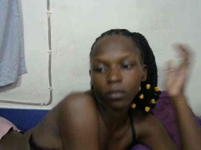 PrettyOne1 webcam