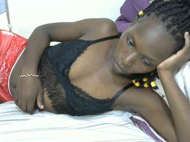 PrettyOne1 webcam