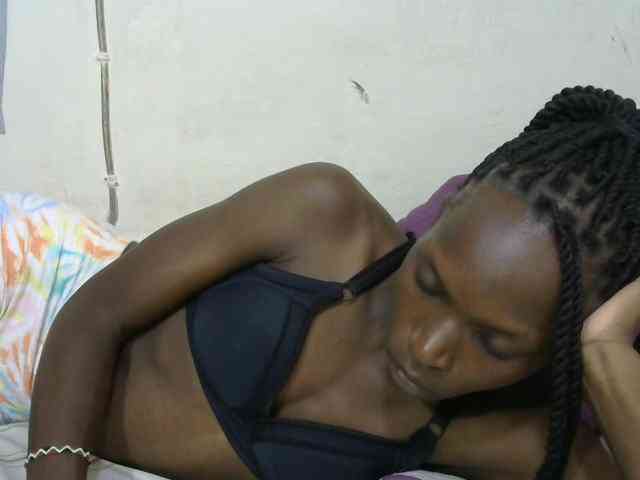 PrettyOne1 webcam