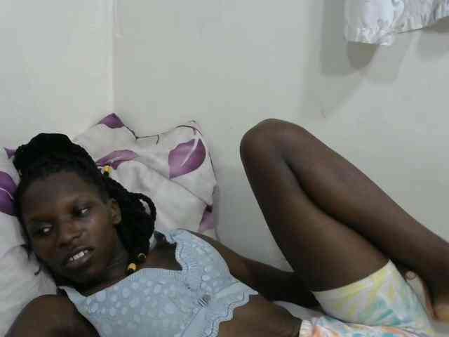PrettyOne1 webcam