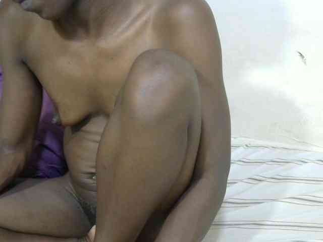 PrettyOne1 webcam