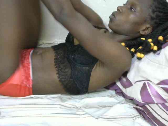 PrettyOne1 webcam
