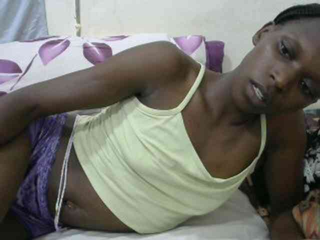 PrettyOne1 webcam
