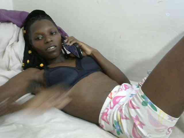 PrettyOne1 webcam
