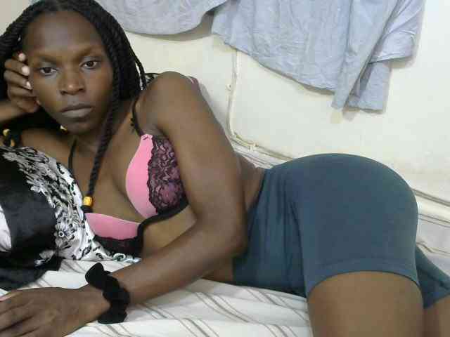 PrettyOne1 webcam