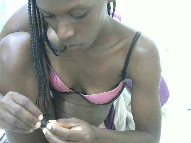 PrettyOne1 webcam