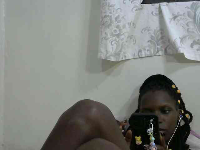 PrettyOne1 webcam