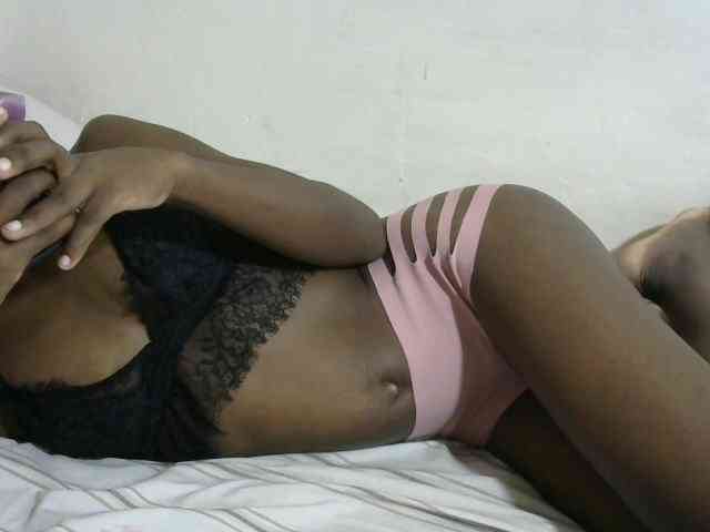 PrettyOne1 webcam
