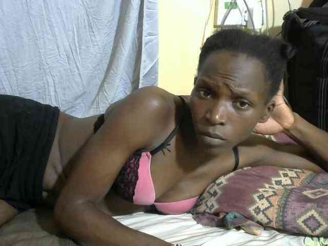 PrettyOne1 webcam
