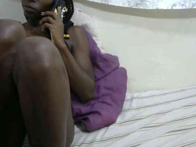 PrettyOne1 webcam
