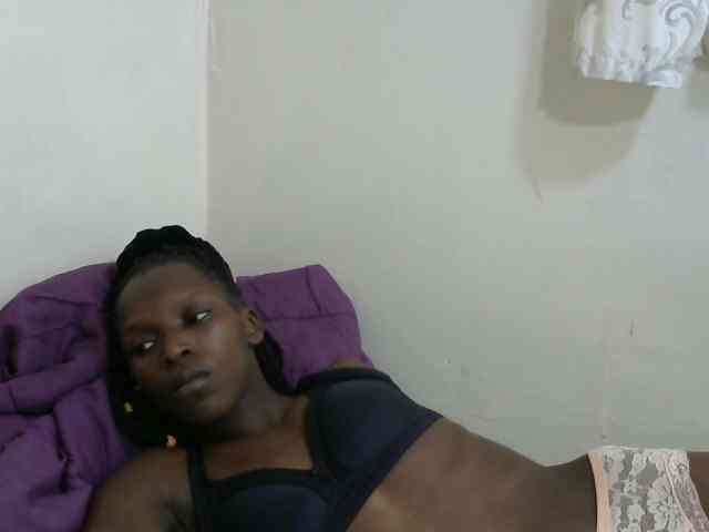 PrettyOne1 webcam