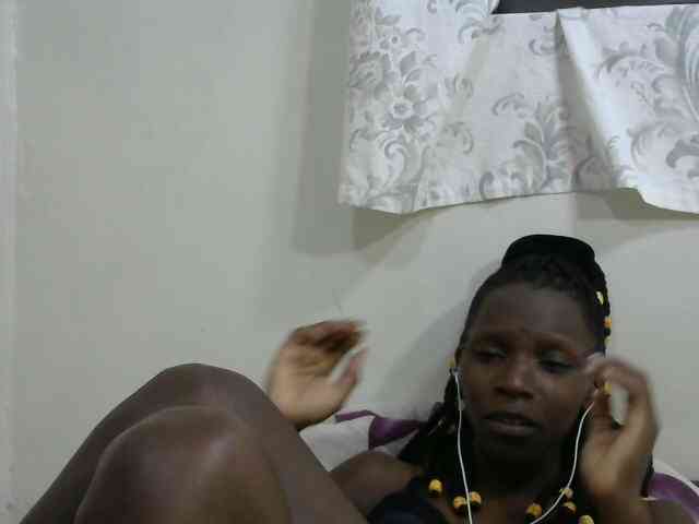 PrettyOne1 webcam
