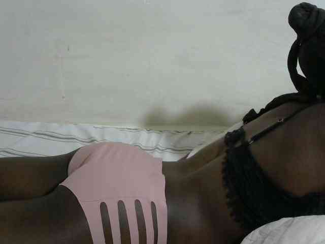 PrettyOne1 webcam