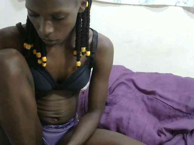 PrettyOne1 webcam