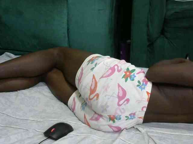 PrettyOne1 webcam