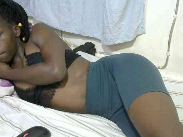 PrettyOne1 webcam
