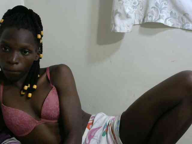 PrettyOne1 webcam