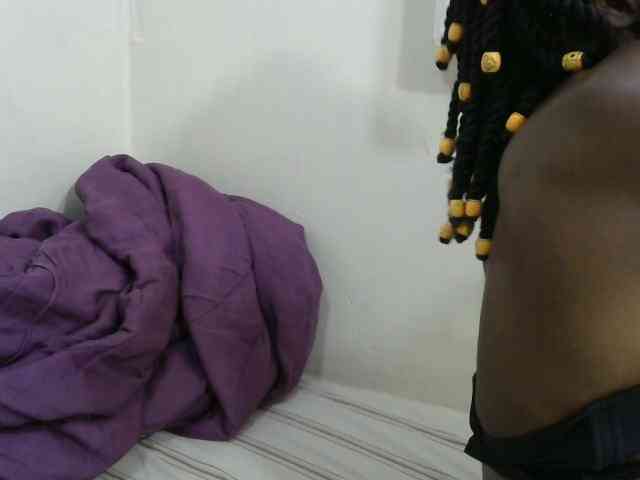 PrettyOne1 webcam