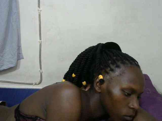PrettyOne1 webcam