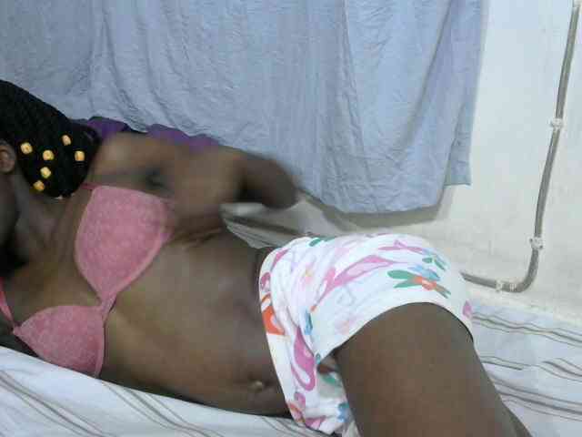 PrettyOne1 webcam