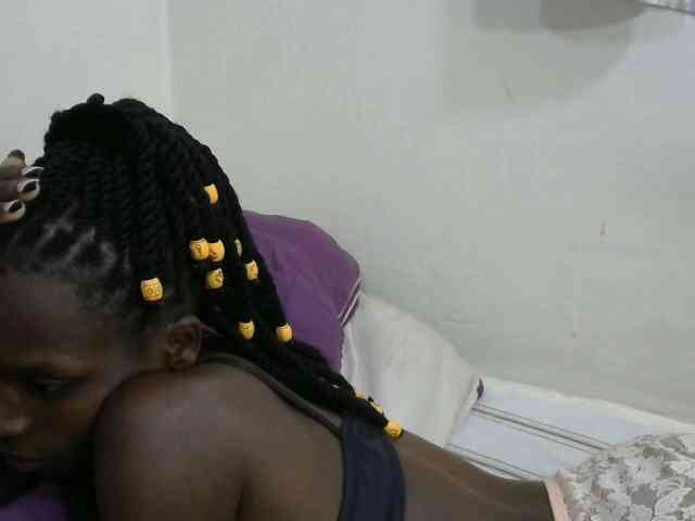 PrettyOne1 webcam
