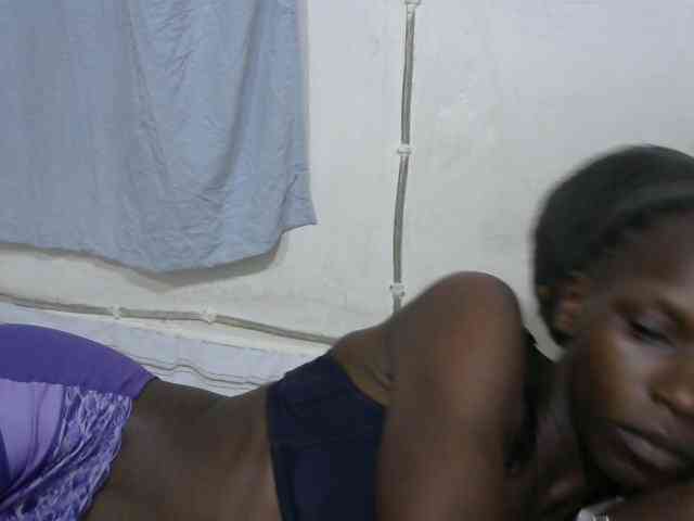 PrettyOne1 webcam
