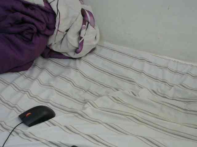 PrettyOne1 webcam