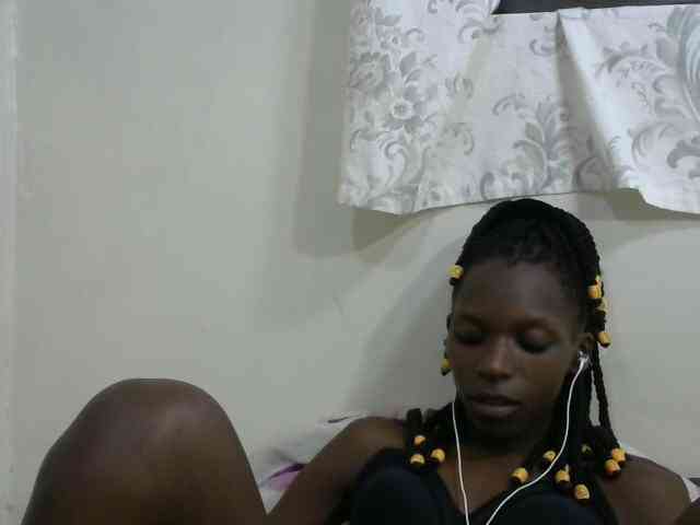 PrettyOne1 webcam