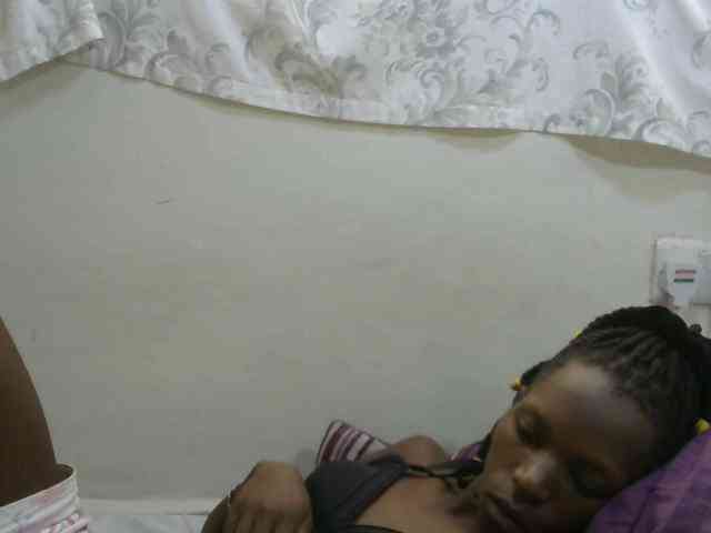 PrettyOne1 webcam