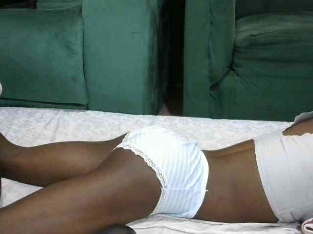PrettyOne1 webcam