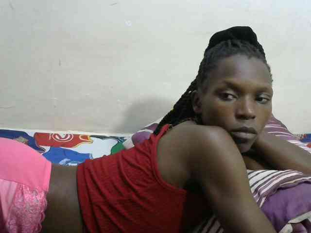 PrettyOne1 webcam